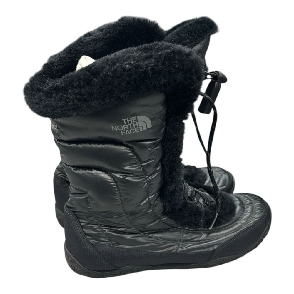The North Face snow boots women’s size 11
